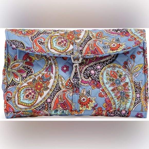 Vera Bradley Handbags - NWT Vera Bradley Multicolor Paisley Hanging Travel Makeup Bag